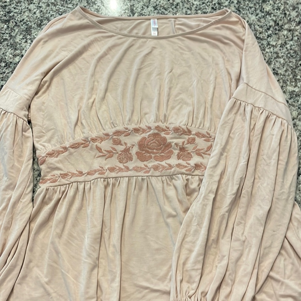 Light pink top